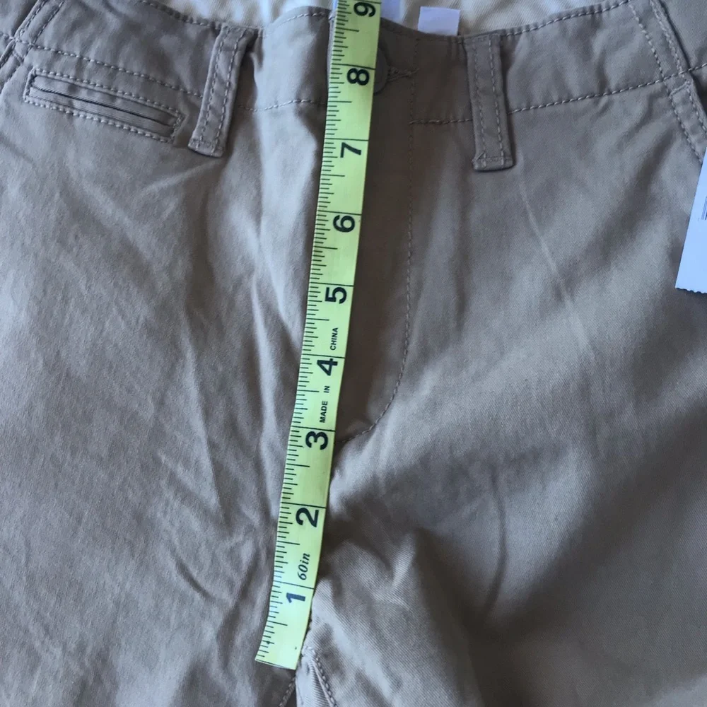 GAP Kids Uniform Chino Pants Khaki size 10 Unisex Design Button Cinch Adj. Waist
